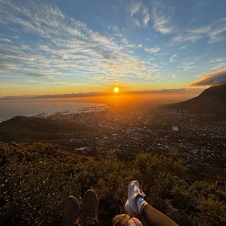 Take some time to reflect today 🌅
If you can, make sure you go enjoy a sunset and bonus points if you tag us in your post! 
You like these views from our program? Apply to Take Action Lab today!
🔗 Link in bio!
#Reflection #Sunset #TiltingFutures #TakeActionLab #ApplyToday