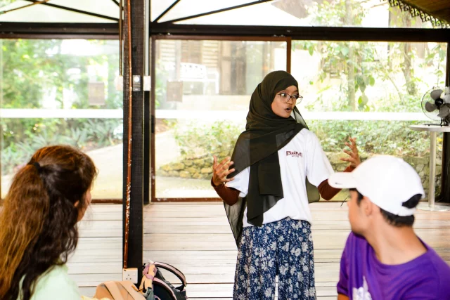 Big climate conversations are happening next week 👀 (You'll see what we mean soon.) 
While the world talks about the future of the planet, our students are already living it, embedded in real conservation work through Take Action Lab: Environment & Sustainability. Want in? 
October 2 is your deadline for February 2027. Link in bio to apply.
#TiltingFutures #TakeActionLab #ApplyNow #ClimateAction
